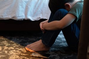 аутоагрессивный ребенок