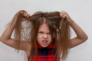 детская аутоагрессия