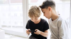 детские истерики из-за роблокс